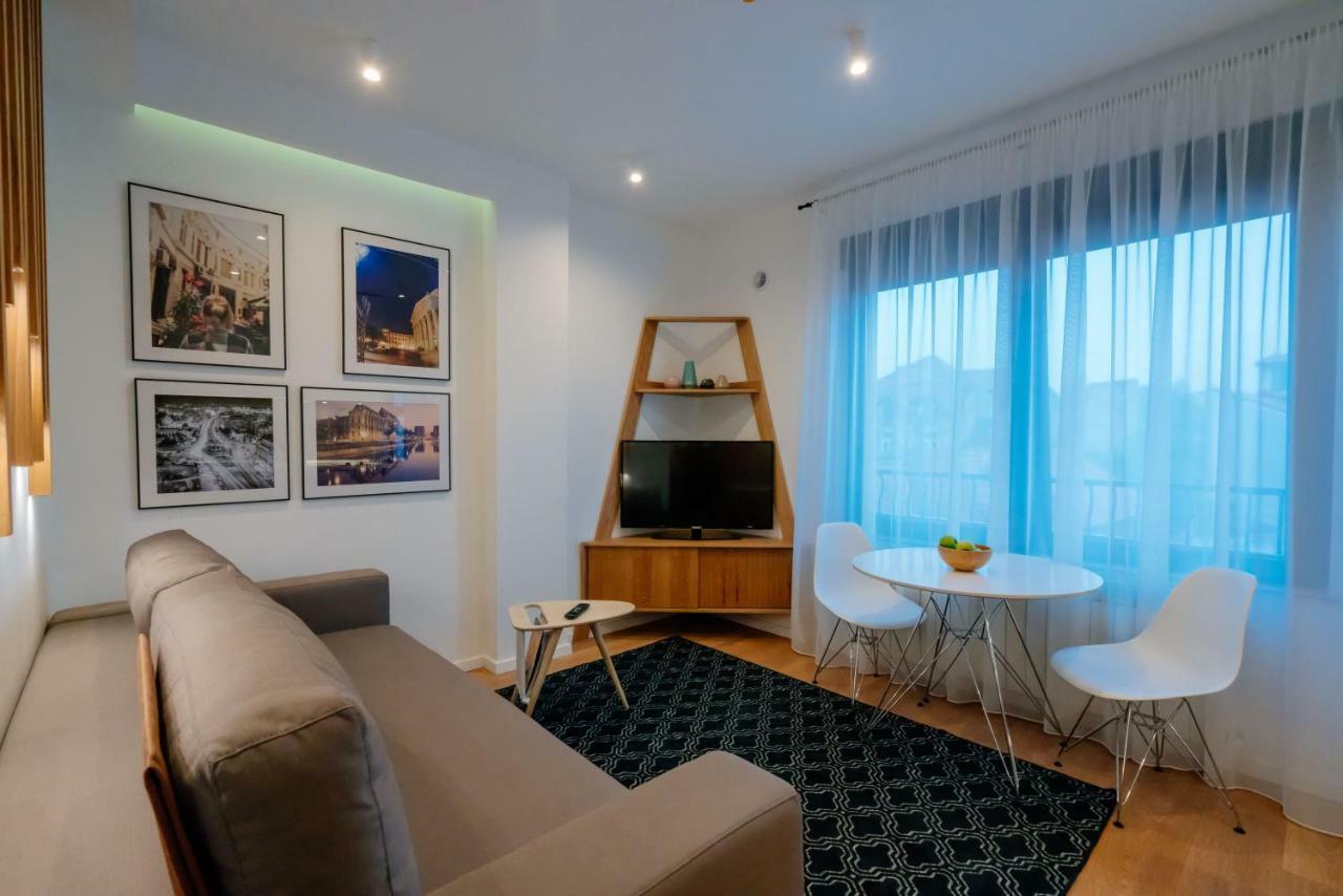 Arbans Cosy Modern Apartment In The City Center Bukarest Exterior foto